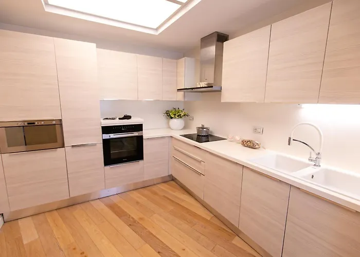 Luxury Penthouse Near Air Albania Tiran