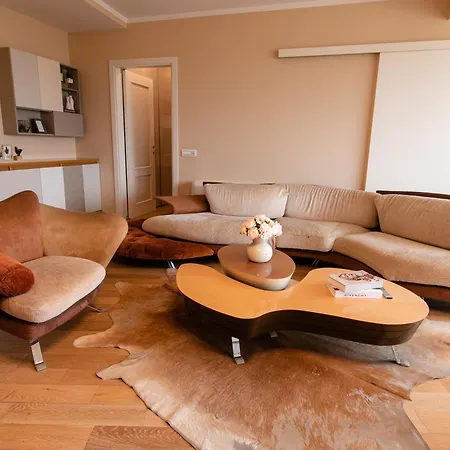 Luxury Penthouse Near Air Albania Appartement Tirana